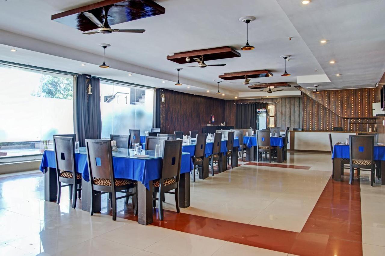 Oyo 62241 Swastik Garden Hotel Dhāmpur Exterior foto