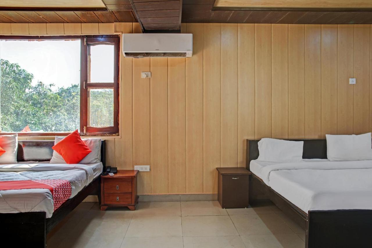 Oyo 62241 Swastik Garden Hotel Dhāmpur Exterior foto